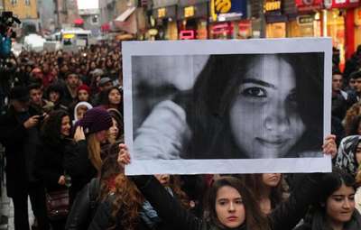 Zonguldak'ta liseliler Özgecan'ın öldürülmesini protesto etti