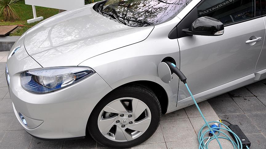 Almanya elektrikli otomobillere teşvik verecek