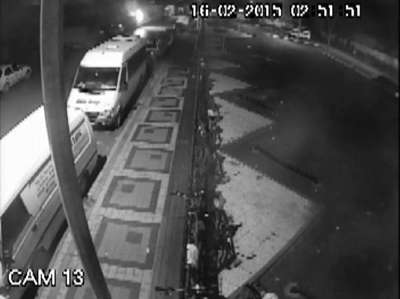 Servis minibüsü kundaklandı