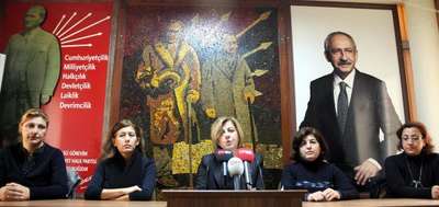 Gaziantep'te CHP’li kadınlar Özgecan’ın öldürülmesine tepki gösterdi