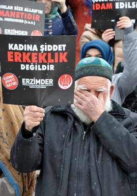 İmam hatip mezunlarından 'Özgecan eylemi'