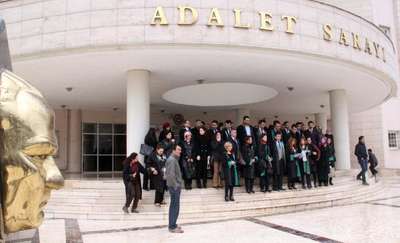 Kadın avukatlar Özgecan davasına müdahil olmak istiyor