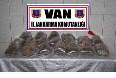 Van'da 22 kilo esrar ele geçirildi
