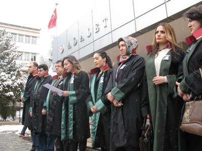 Gümüşhane-Bayburt Bölge Barosu'ndan Özgecan cinayetine tepki