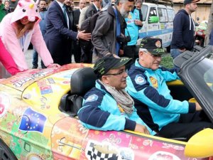 Bakan Bozkır dostluk rallisine katıldı