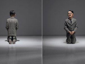 Diz çöken Hitler heykeline servet ödedi