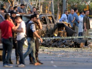 Diyarbakır'daki terör saldırısı: Ölü ve yaralılar var