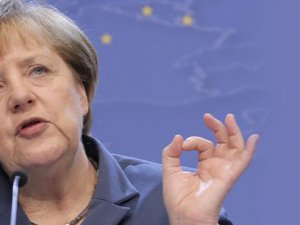 Almanların üçte ikisi Merkel'i istemiyor