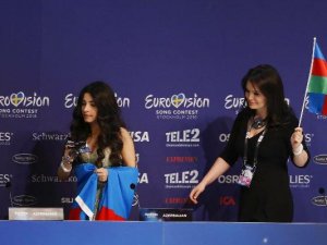 Azerbaycan’dan, Ermenistan’a Eurovision’da bayrak tepkisi