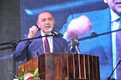 CHP'li Tekin: Arınç hiç konuşmuyor, boğazı mı ağrıyor (3)