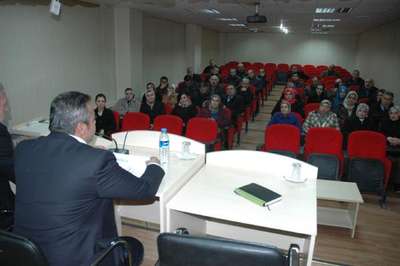 Pansiyonu deprem riskli okulun taşınmasında servis krizi