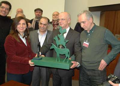 Türk sanatçılar Bremen meclisini gezdi