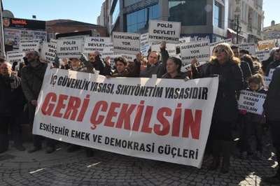Eskişehir'de 'İç Güvenlik Yasa Tasarısı' protestosu