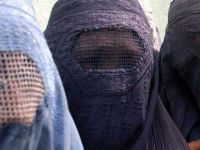 İsviçre'de burka yasağı reddedildi