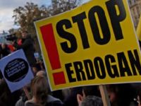 YPG/PKK yandaşları İsviçre'de polisle çatıştı