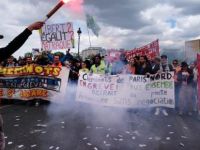 Paris'te olaylı 1 Mayıs: 200 gözaltı