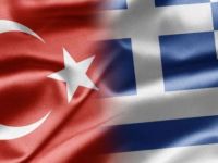 Türk diplomatların araçları kundaklandı