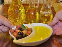 Zeytinyağı bekledikçe faydası azalır