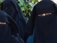 Burka yasağı cezalarını ödeyecekler