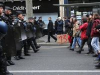 Fransa'da halk ile polis karşı karşıya