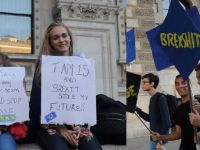 Gençliğimi çaldın Brexit