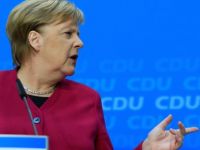 Merkel'e kabineyi gençleştirme çağrısı