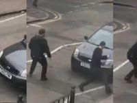 Cami önünde çekiçli saldırı