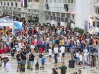 Bir günde 96 bin 191 turist geldi