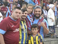 Gurbetçiler Türkiye’ye örnek olsun