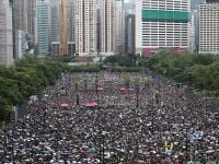 Hong Kong'daki gösteriler devam ediyor