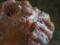 Her 5 kişiden biri günde en fazla bir kez elini yıkıyor