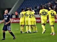 Fenerbahçe 3 golle turladı
