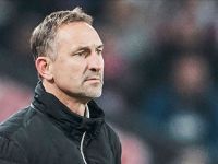 Köln, teknik direktörün görevine son verdi