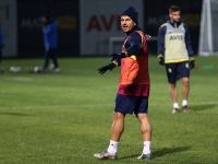 Emre Belözoğlu'nın sol bacağında yırtık