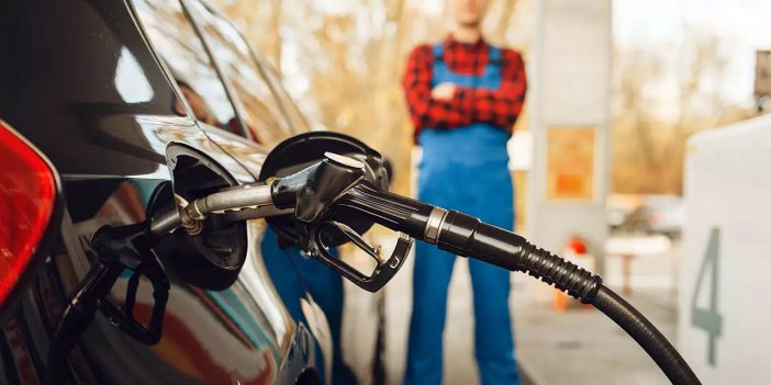 'Litresi 20 liraya çıkacak' diyerek yeni zamları yazdı: Akaryakıt, doğal gaz, elektrik...