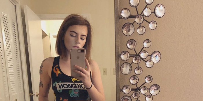 OnlyFans'ta yayın yapan porno yıldızı Karlie Brooks amcasına yakalandı