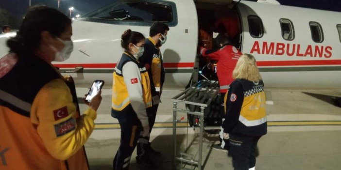 Almanya'da beyin kanaması geçiren İzmirli öğretmen ambulans uçakla Türkiye'ye getirildi