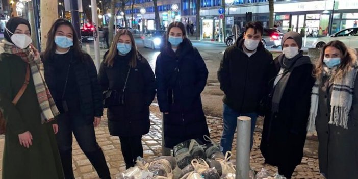 Almanya'da 12 cami derneğinden sokakta yaşayanlara yardım eli