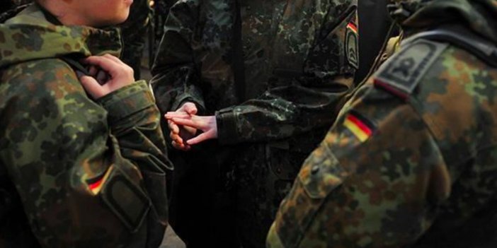 Almanya Kara Kuvvetleri Komutanı ülkesinin savunma politikasını eleştirdi: Sinirliyim