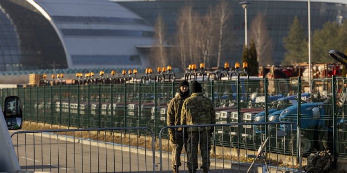 Pentagon: Rusya'nın sınıra yığdığı askerlerin yarısı şu anda Ukrayna'nın içinde