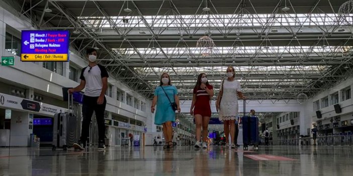 Türkiye’ye giriş yapacak yolcular için kurallar değişti!