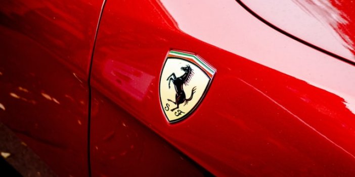 Ferrari'den Ukraynalılara rekor bağış!
