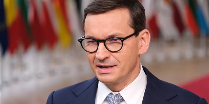 Polonya Başbakanı Morawiecki'den Scholz ve Macron’a ağır sözler!