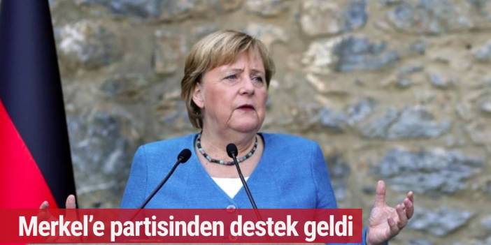 'Rusya' politikası eleştirilmişti... Merkel’e partisinden destek geldi