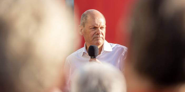 Olaf Scholz, AfD tehlikesine işaret etti