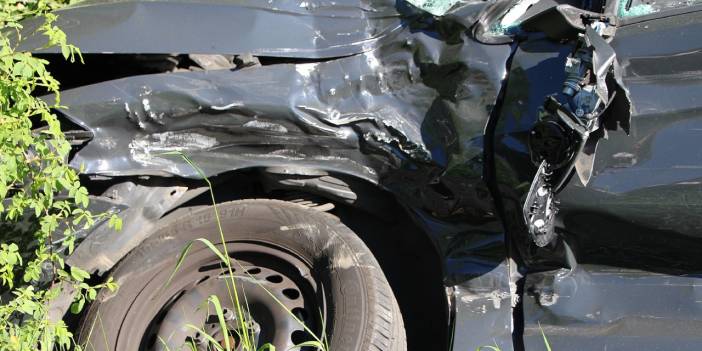 Akıllara durgunluk veren trafik kazası: 100'den fazla araç birbirine girdi
