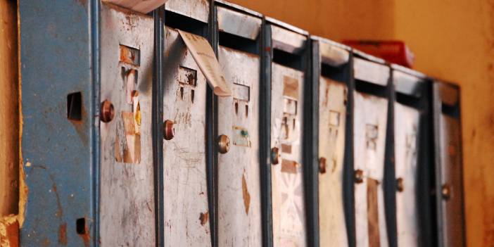 Almanya'da posta kutularına bırakılan gizemli mektup, yurttaşları şaşkına çevirdi