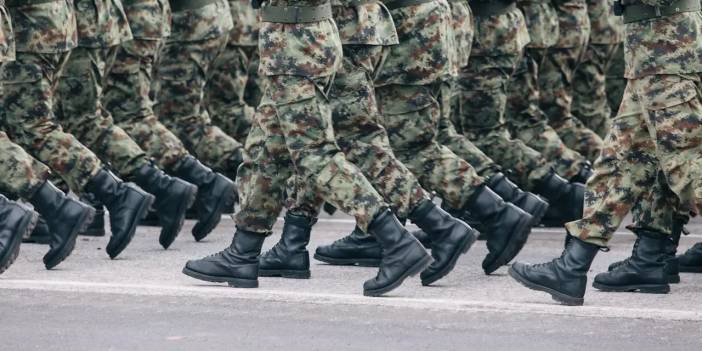 Alman ordusunda reşit olmayanların sayısı artıyor