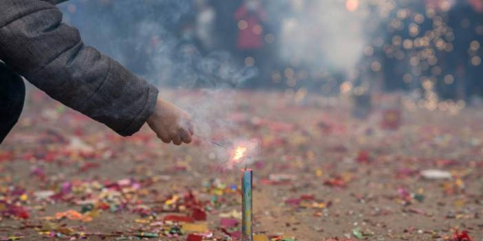 Yılbaşı gecesi Almanya'da havai fişek kazaları: 5 kişi hayatını kaybetti