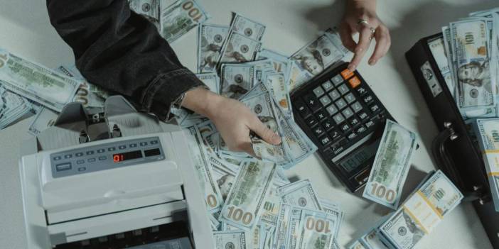 Dolandırıcı banka görevlisi gibi davrandı, hesaplar boşaltıldı